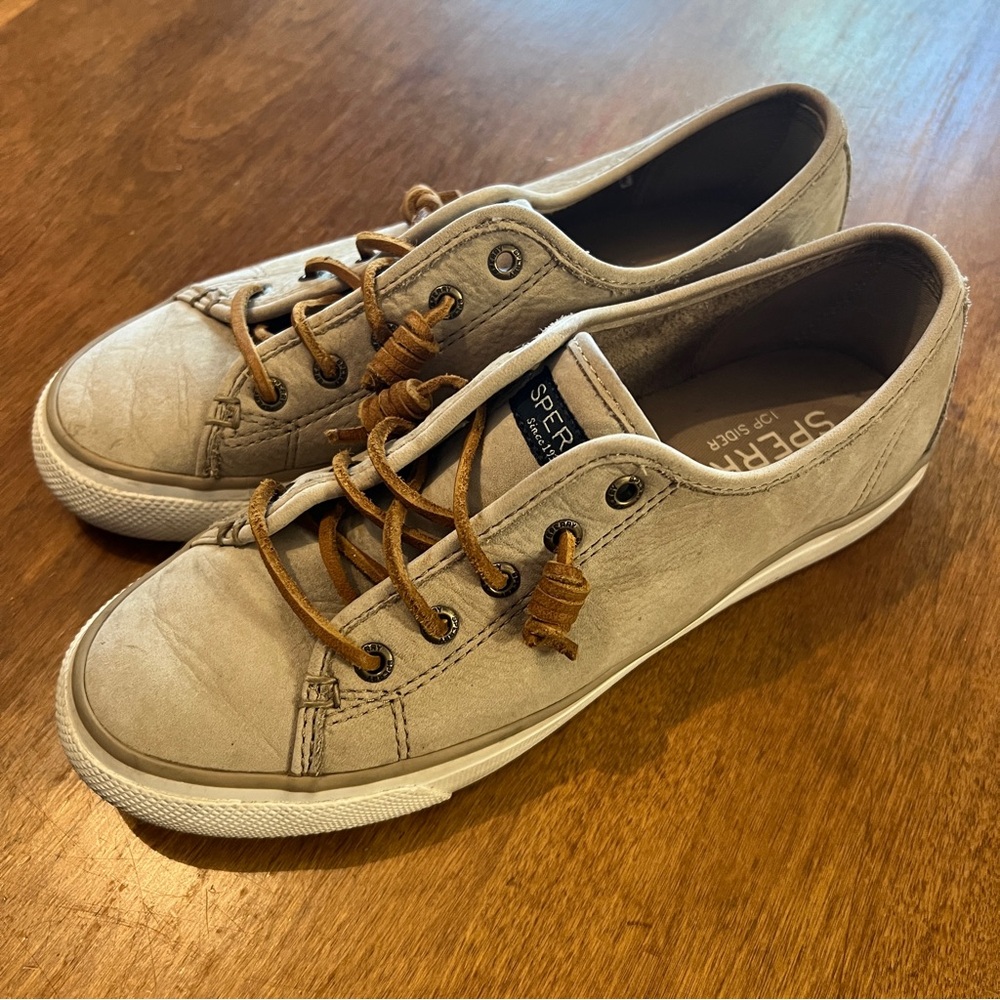 Vintage Beige Sperry Top Sliders Size 7